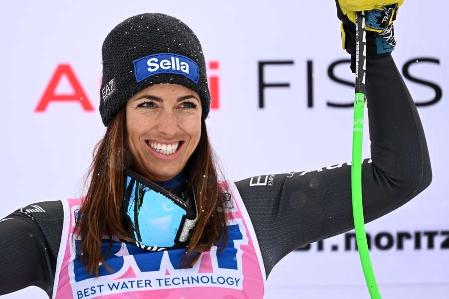 L'Italienne Elena Curtoni a remporté la descente disputée à Saint-Moritz lors de la Coupe du monde de ski alpin.