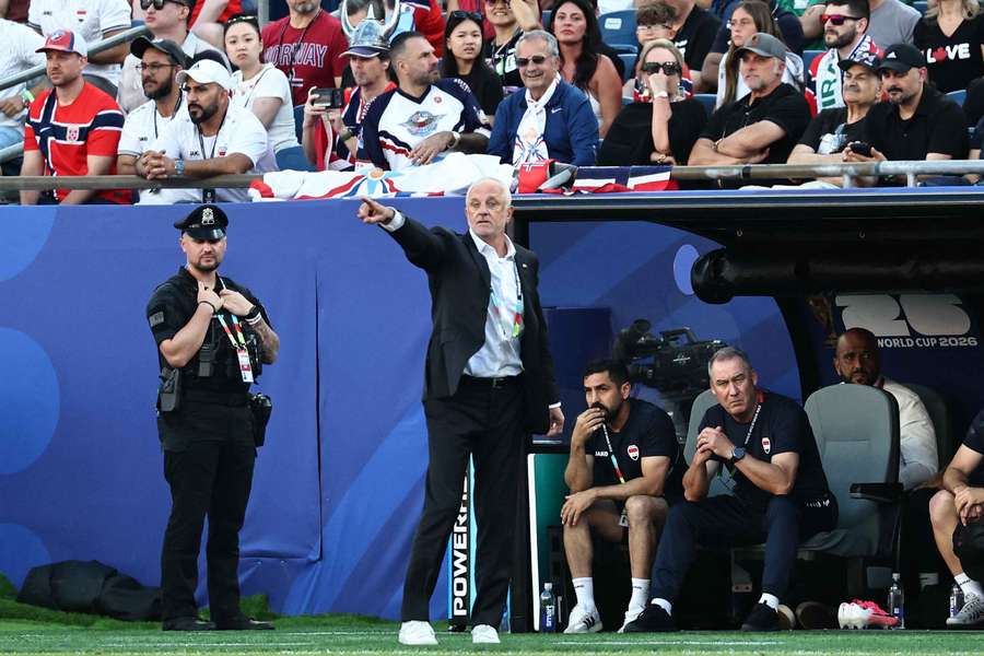 Iraq manager Graham Arnold
