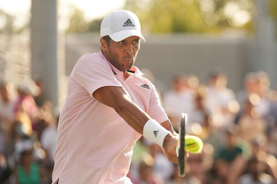 Agência para a Integridade do Ténis aceitou as explicações de Fernando Verdasco e reduziu-lhe a suspensão