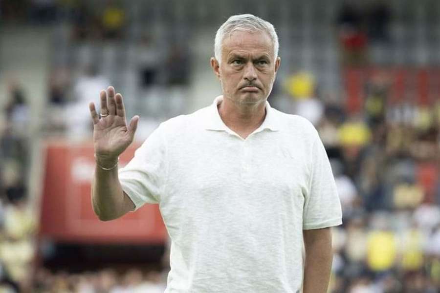 José Mourinho, treinador do Fenerbahçe