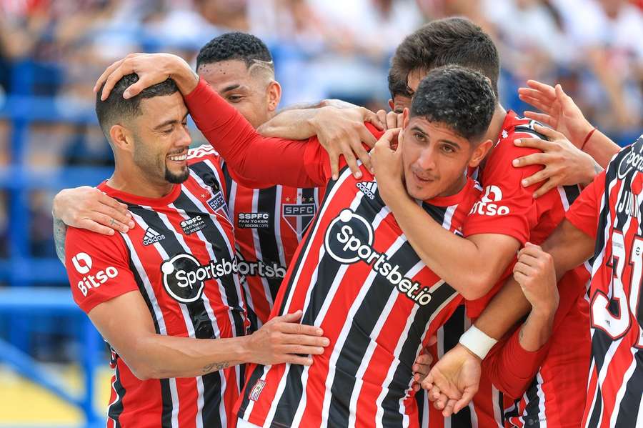 Jogo entre São Paulo e Santo André neste domingo (5) foi muito brigado