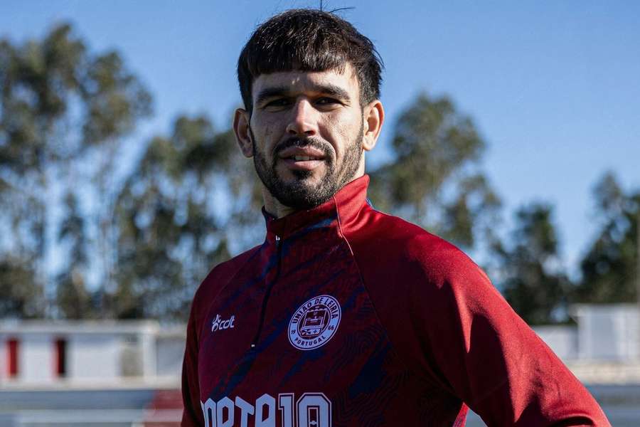 Diogo Martins reforça meio-campo da União de Leiria