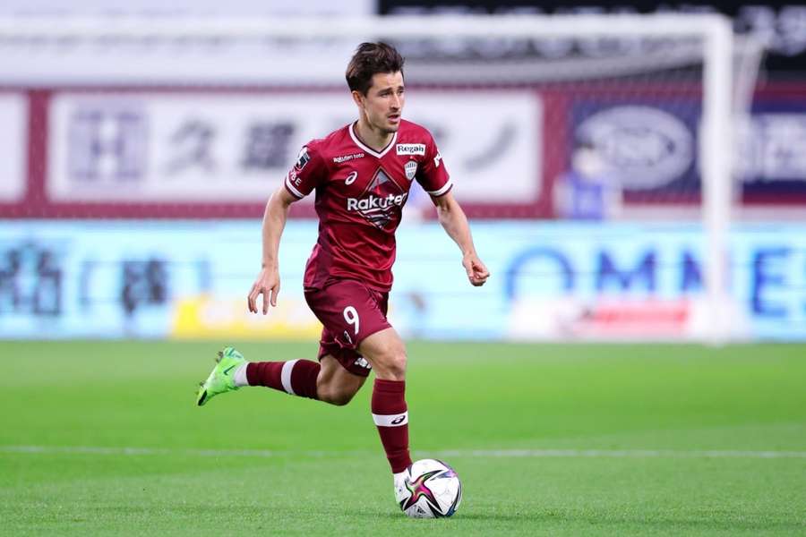 Bojan Krkic ao serviço do Vissel Kobe