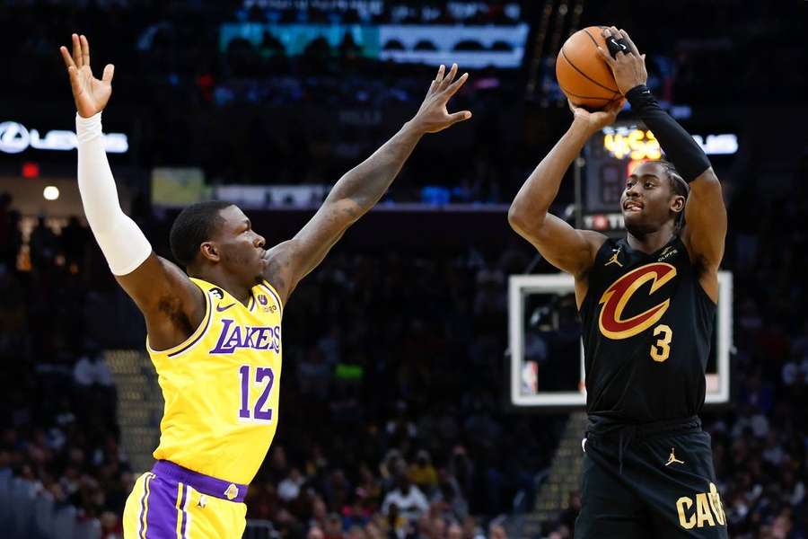 Lakers padli v NBA i kvůli nemoci Davise s Clevelandem, Dallas udolal Denver
