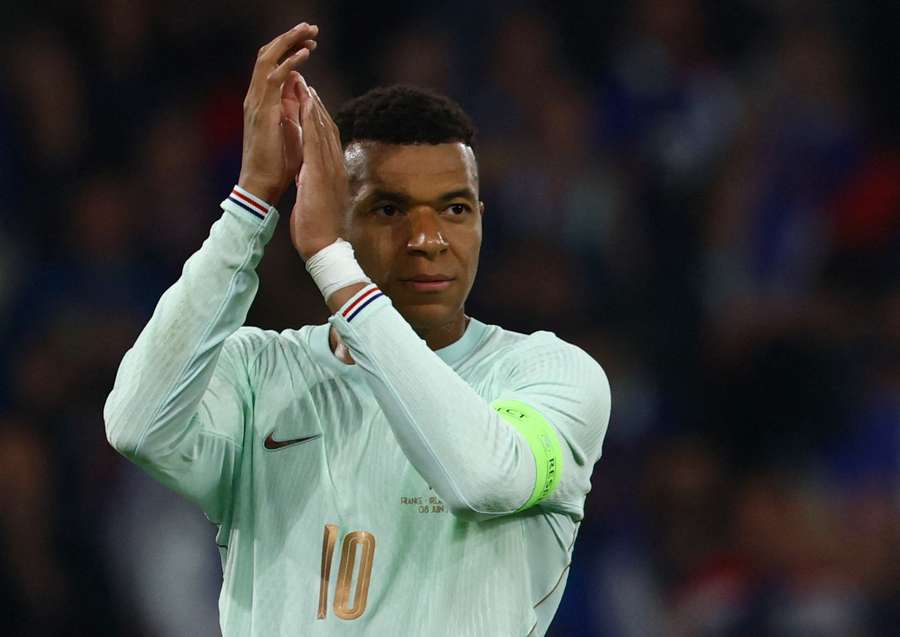 Mbappé führt Frankreich als Kapitän zur Weltmeisterschaft Mbappé führt Frankreich als Kapitän zur Weltmeisterschaft