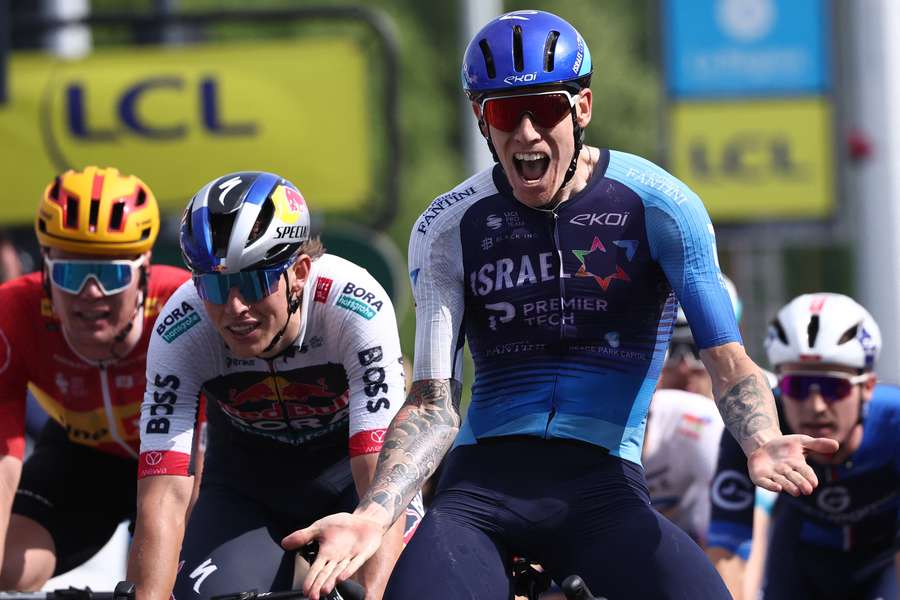 La volata vincente di Stewart