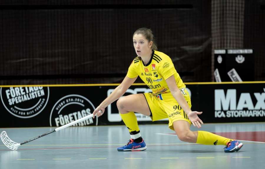 Jiráková v dresu Endre. Jiráková v dresu Endre.