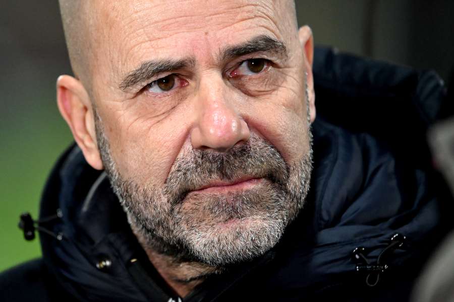 Peter Bosz vóór GAE-uit