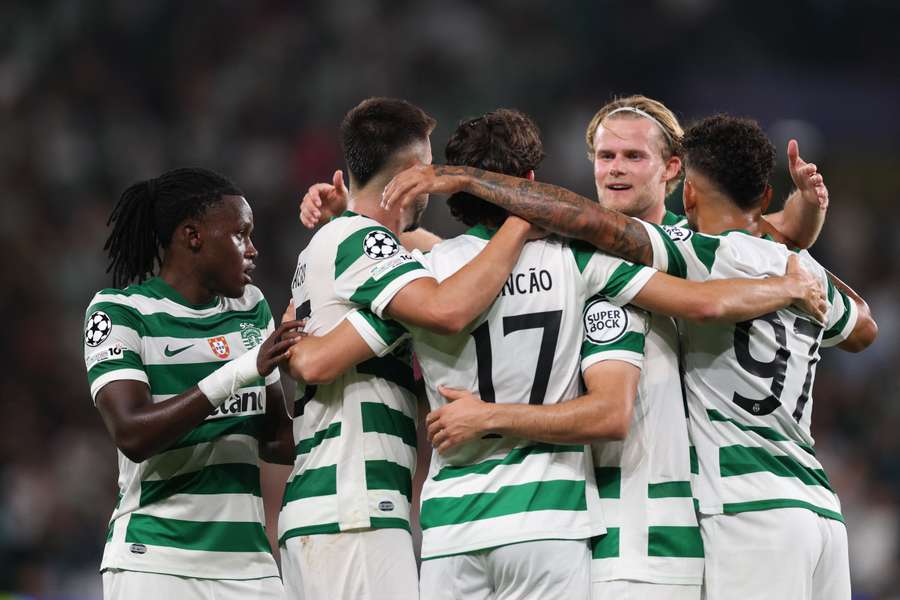 El Sporting de Lisboa celebrando su tanto