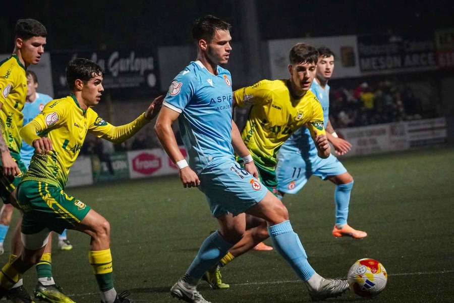 Daniel Paraschiv a marcat primul său gol pentru Cultural Leonesa Daniel Paraschiv a marcat primul său gol pentru Cultural Leonesa