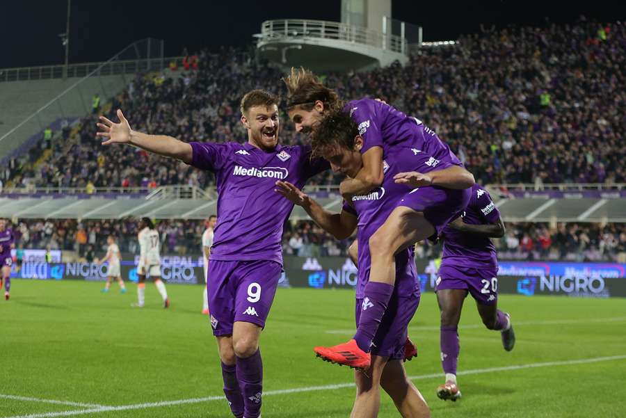 Fiorentina celebrate goal