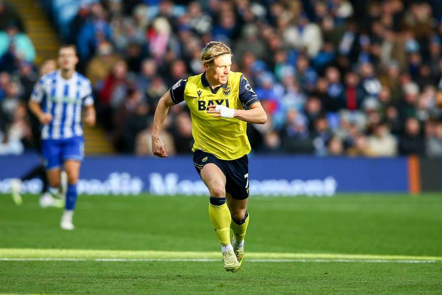 Drugi gol Przemysława Płachety w Championship, remis Oxford United. Cały mecz Helika