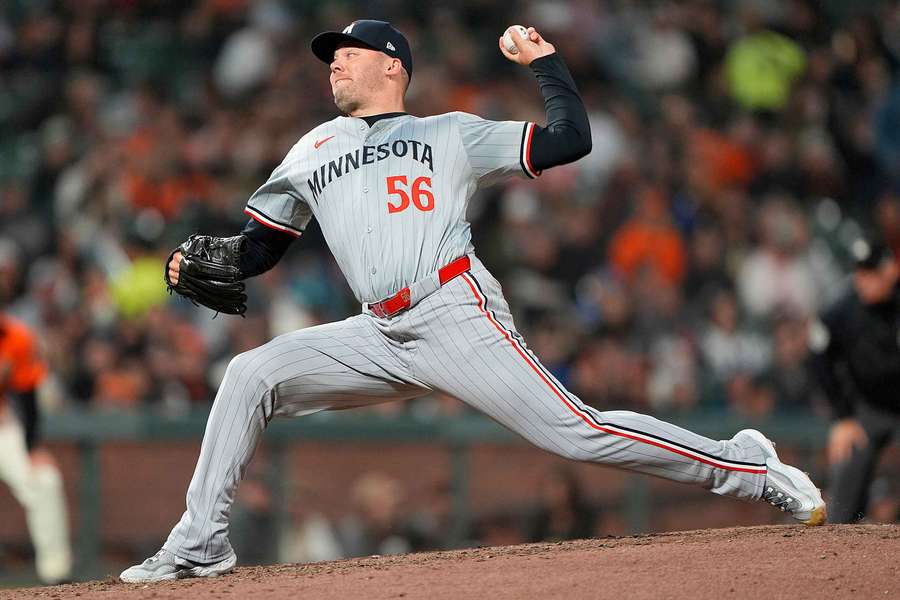 Caleb Thielbar throwing a pitch for the Minnesota Twins