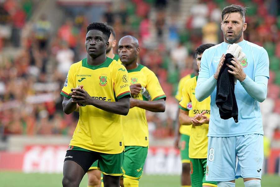 Os pacenses entraram melhor e adiantaram-se no marcador aos 21 minutos, com um golo de Rui Fonte