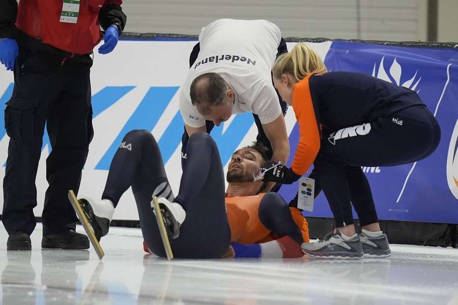 Kjeld Nuis kwam ten val na de 1000 meter