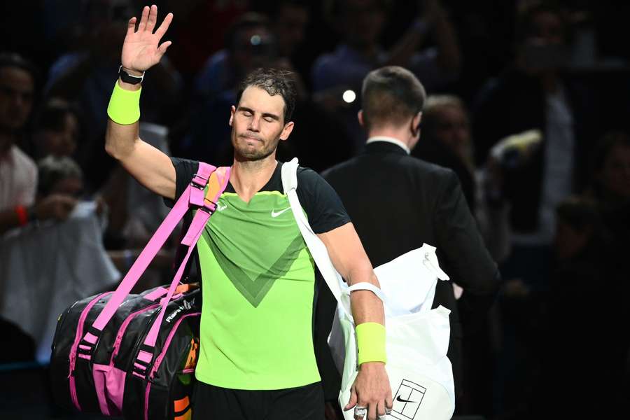 Rafael Nadal surpreendido por Tommy Paul na segunda ronda do Paris Masters