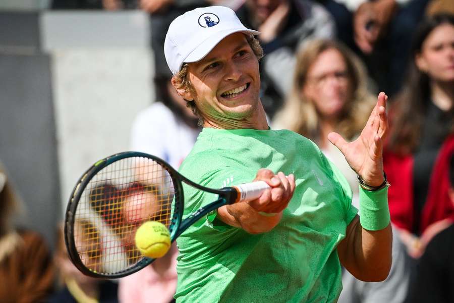 August Holmgren is close to qualifying for the French Open