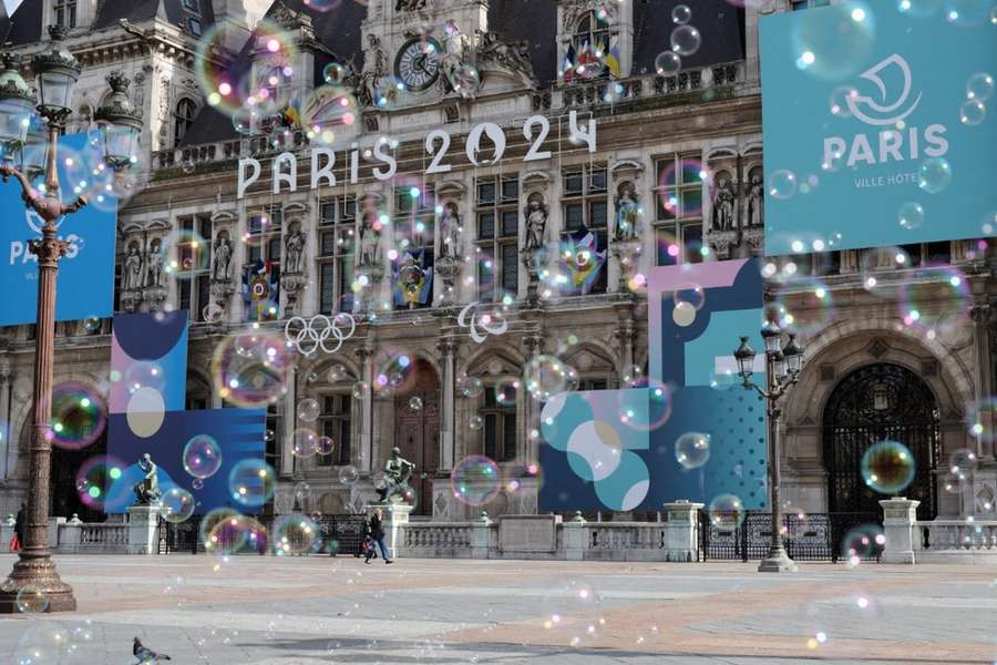 La mairie de Paris aux couleurs des Jeux.