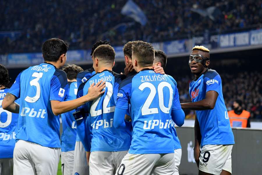 Líder do Italiano, Napoli também sonha com título da Copa da Itália