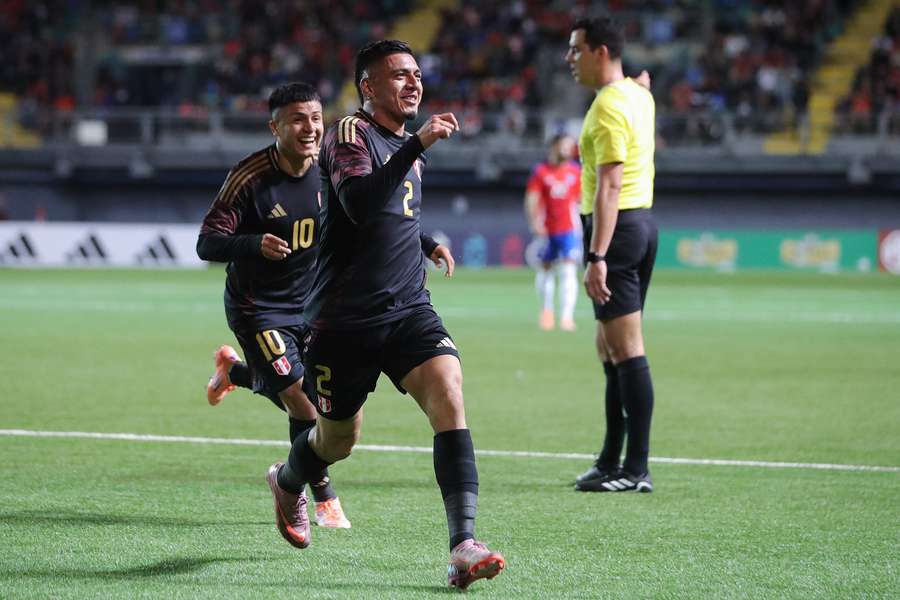 Perú juega ante Rusia