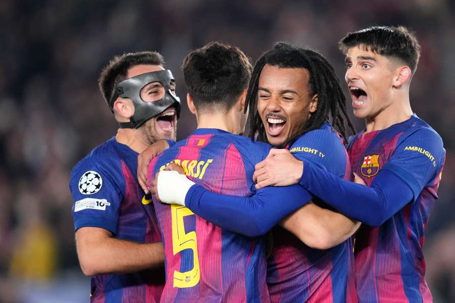 Koundé foi o herói improvável do Barcelona na partida Koundé foi o herói improvável do Barcelona na partida