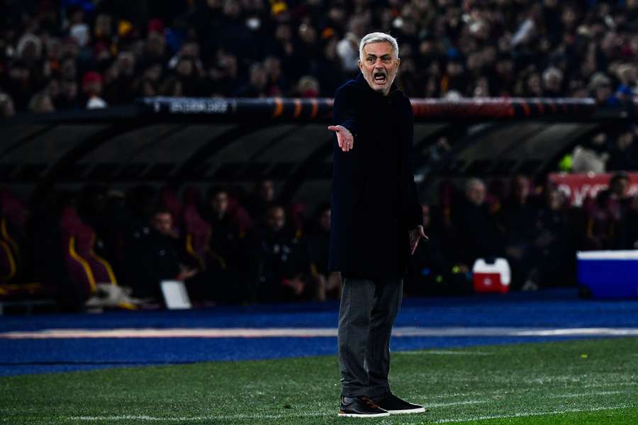 José Mourinho pode mudar de ares na próxima temporada