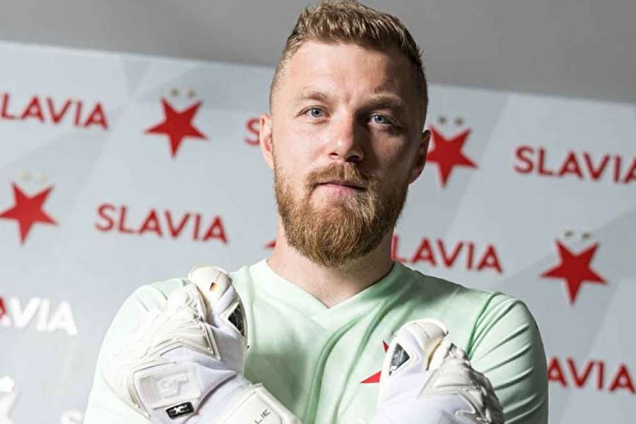 Brankář Jindřich Staněk odchází ze Slavie.