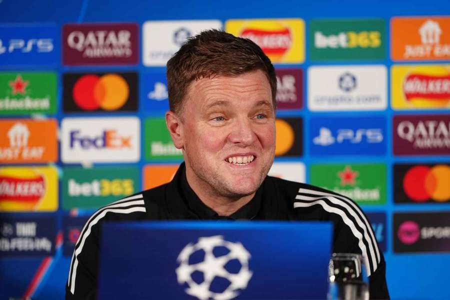 Howe speaks to the media