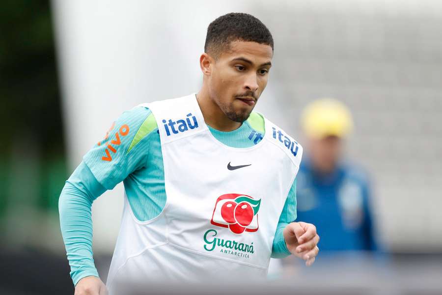 João Gomes pode trocar lanterna por gigante inglês