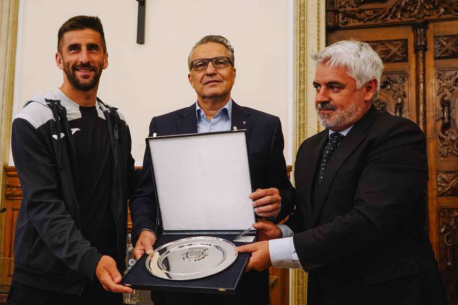 Académico recebido na Câmara Municipal de Viseu Académico recebido na Câmara Municipal de Viseu