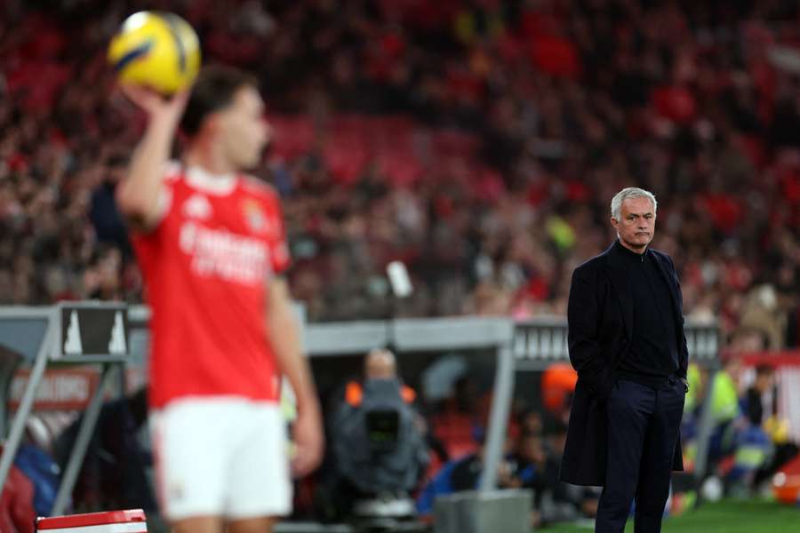 José Mourinho durante a partida