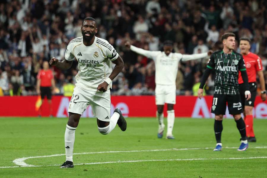 La Juventus en contact avec le défenseur du Real Madrid Rüdiger