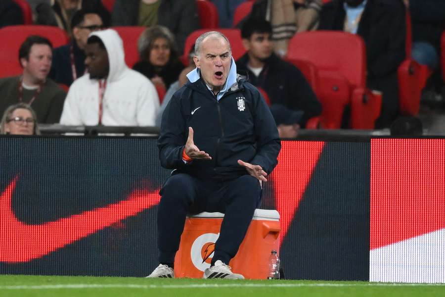 Bielsa vo Wembley proti Anglicku.