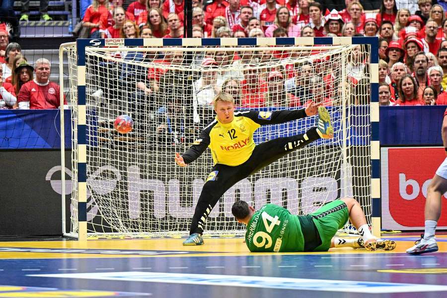 Emil Nielsen was in oustanding form against Algeria
