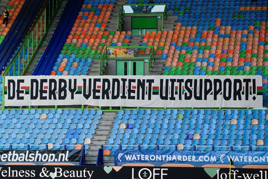 Afgelopen februari streden supporters nog voor uitsupport bij de Gelderse derby