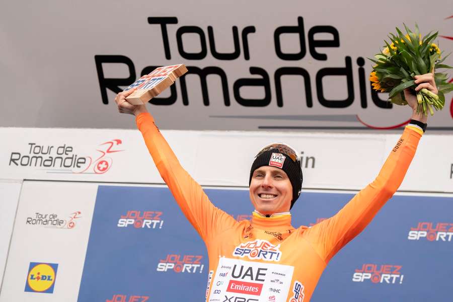 Tadej Pogacar przypieczętował triumf w Tour de Romandie wygraną na ostatnim etapie