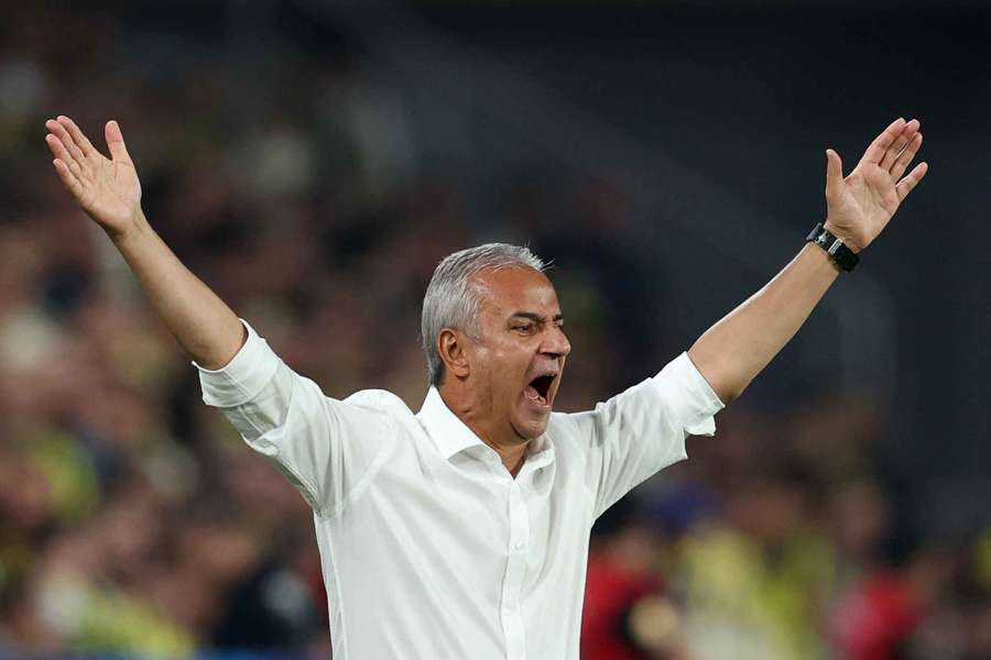 Ismail Kartal during Fenerbahce's draw with Roma Ismail Kartal during Fenerbahce's draw with Roma