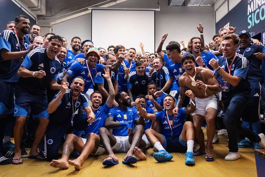 Cruzeiro voltou a ser campeão mineiro depois de sete anos Cruzeiro voltou a ser campeão mineiro depois de sete anos
