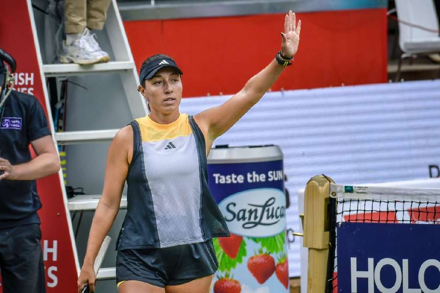 Jessica Pegula comemora após a vitória
