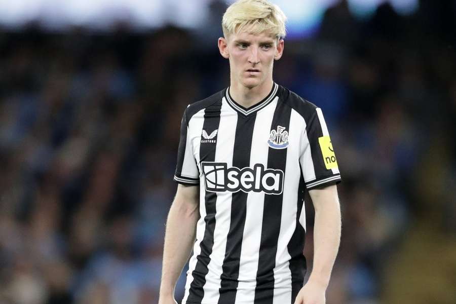 Arsenal and Chelsea tracking Newcastle ace Anthony Gordon