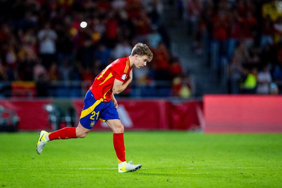 Pablo Barrios, en el momento de su debut ante Suiza en Tenerife