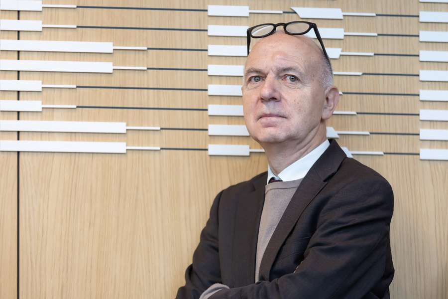 DFB-Präsident Bernd Neuendorf hat alle Hände voll zu tun. DFB-Präsident Bernd Neuendorf hat alle Hände voll zu tun.