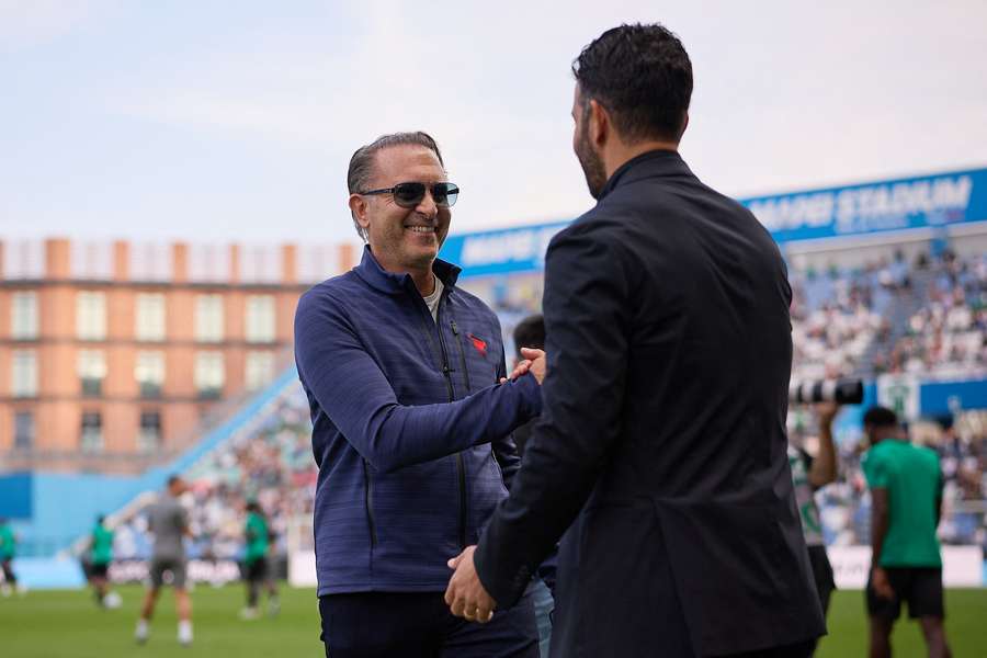 Il saluto tra Gerry Cardinale e Ruben Amorim