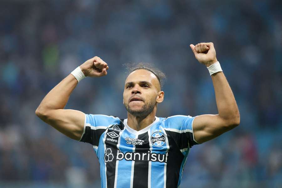 Braithwaite abriu o placar na Arena do Grêmio