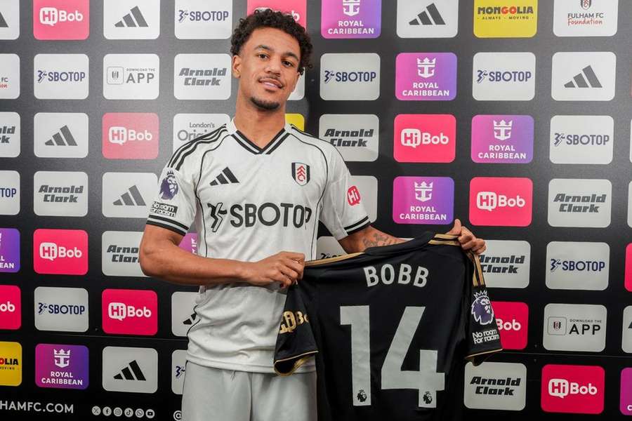 Bobb apresentado no Fulham