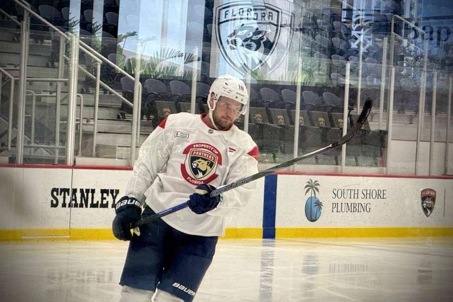 Barkov vynechal celú sezónu.