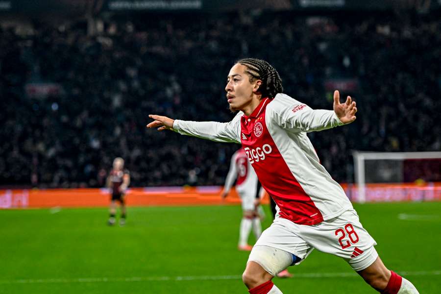 Kian Fitz-Jim scored Ajax's second goal against Galatasaray