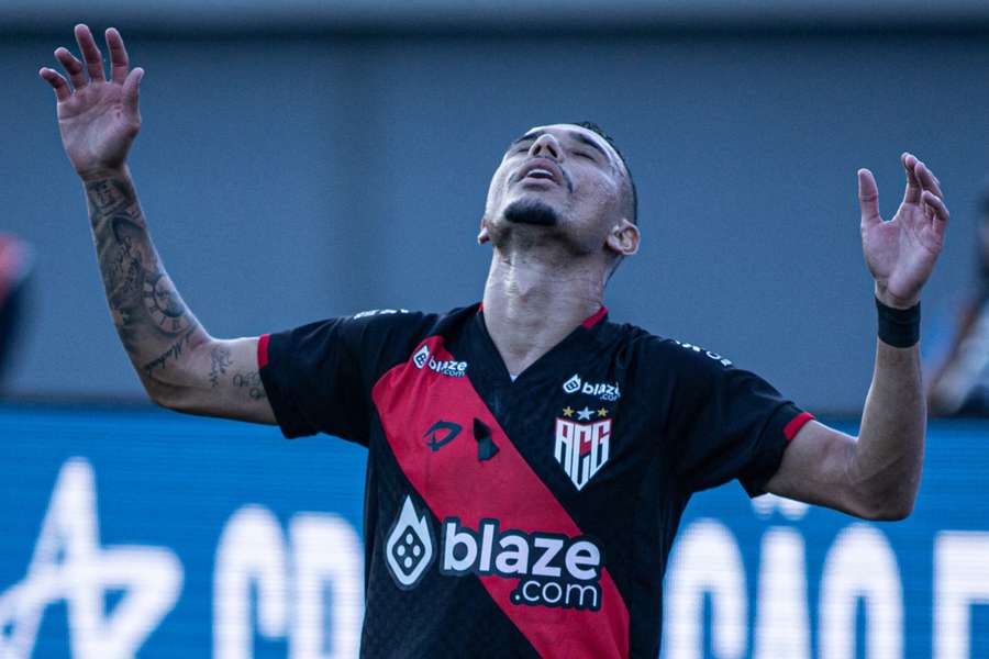 Luiz Fernando disparou contra a arbitragem de Atlético-GO x Flamengo