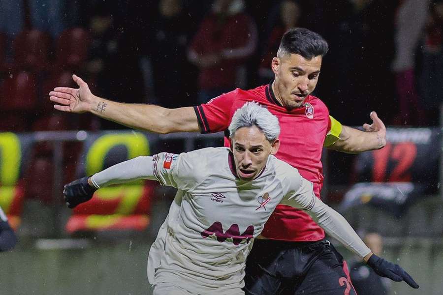 Duelo intenso em Penafiel