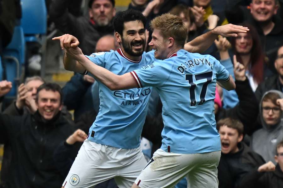 O City venceu o Liverpool em grande atuação coletiva neste sábado (1)